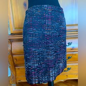Ann Taylor Tweed Skirt in Black with a bit of Reds